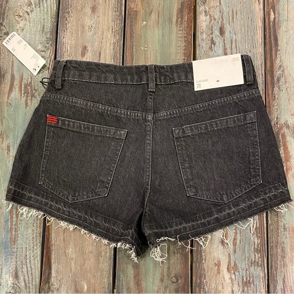 BDG 28 (6) NWT Urban Outfitters A Line Denim Shorts Black Asymmetrical Button - Picture 4 of 13